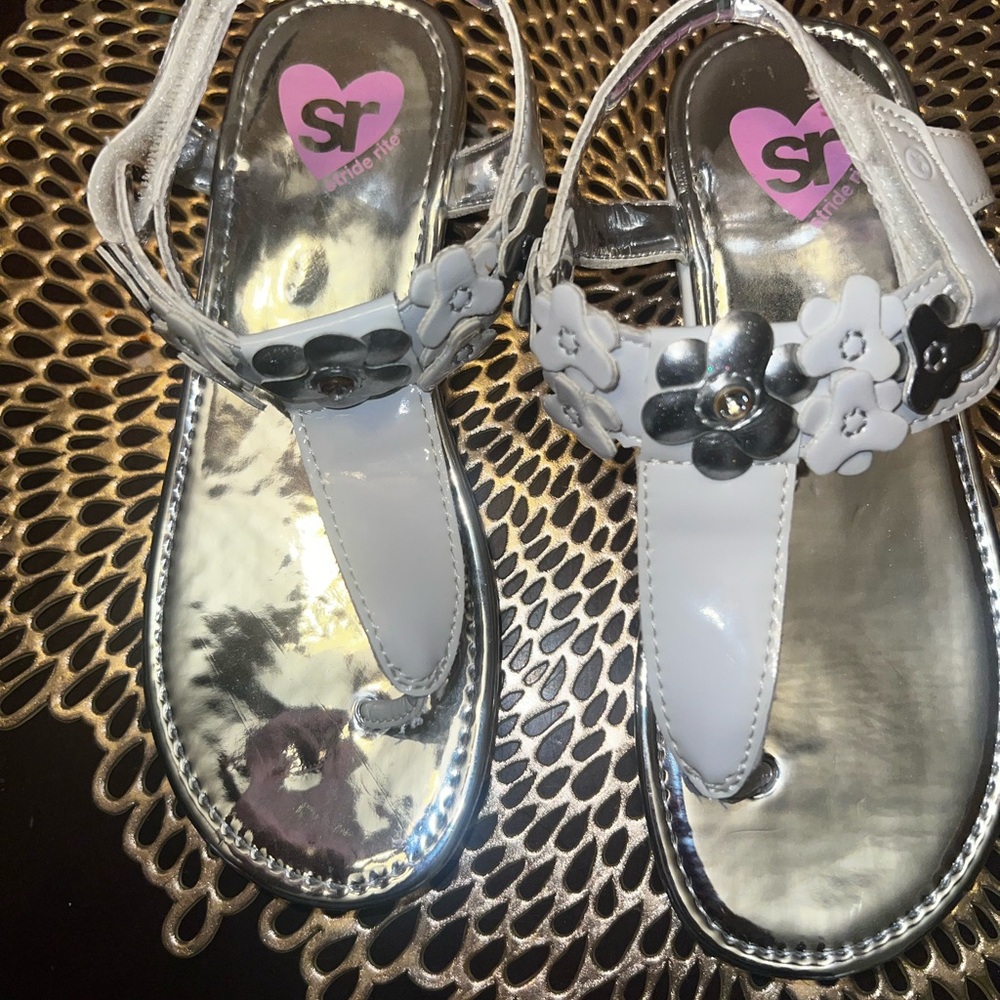 Stride Rite White and Silver Sandals with Floral Design size 12.5 never worn